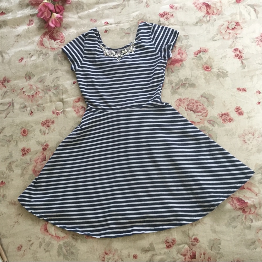 Beautiful girls dress.